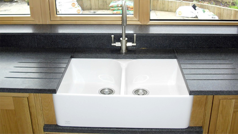 Guide To Sinks For Granite Worktops, How To Install Undermount Bathroom Sink Granite Countertop